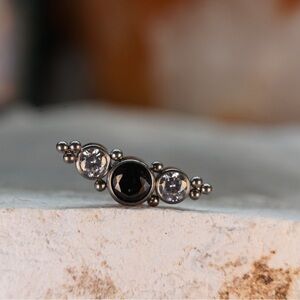 Black & Clear CZ Threadless Curve - Titanium - with 16g 5/16” labret